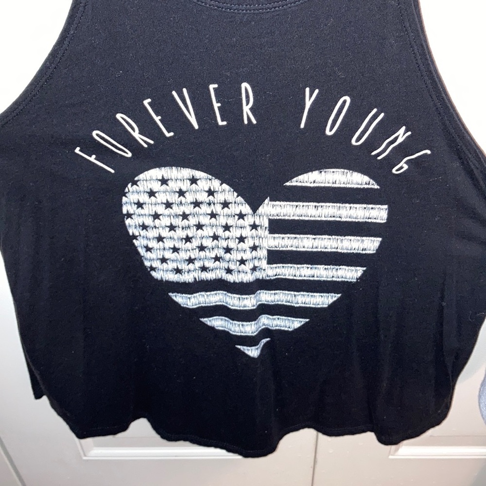 ❤️🤍💙 CUTE AMERICA TOP - Picture 2 of 3